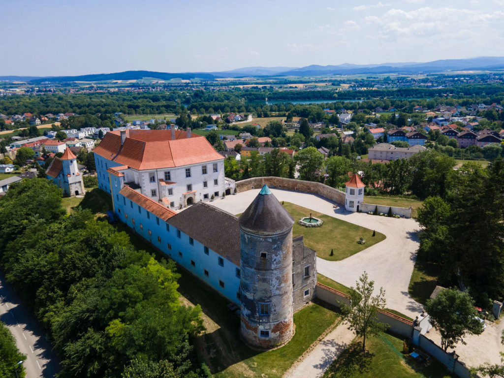 Schloss-Viehofen0